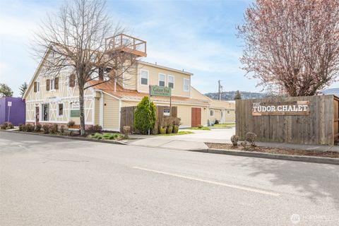 111 W Bell Street Sequim WA 98382