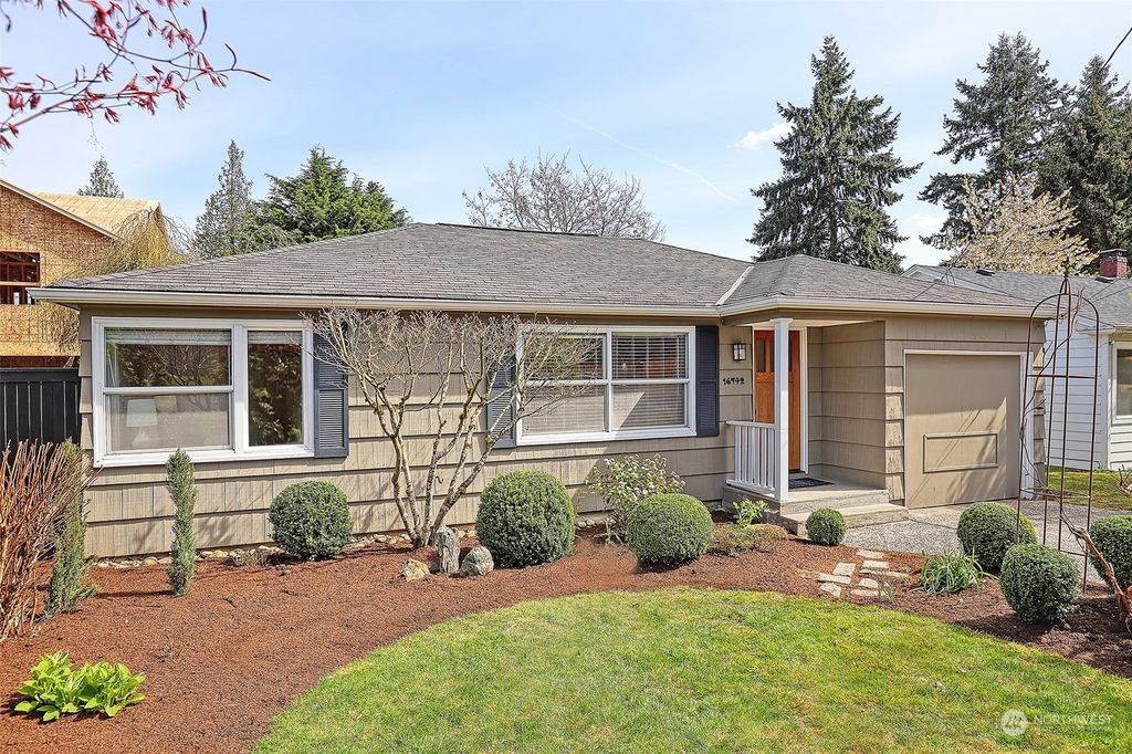 Photo of 16742 Linden Avenue N, Shoreline, WA 98133 (MLS # 2222100)