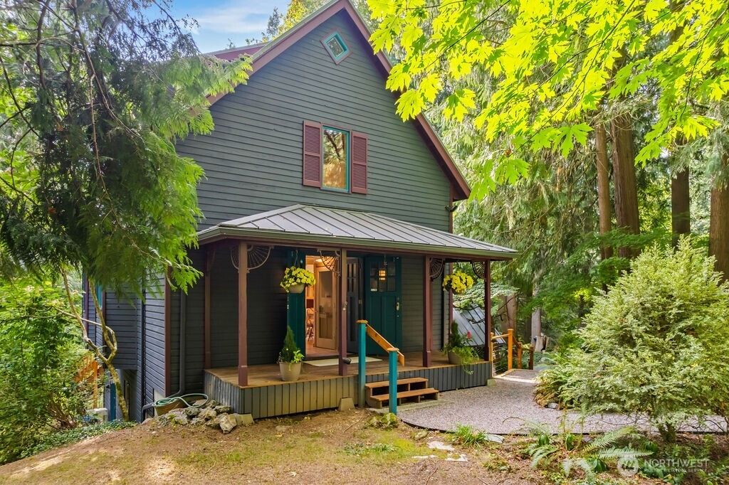 Photo of 17222 58th Street SE, Snohomish, WA 98290 (MLS # 2363917)
