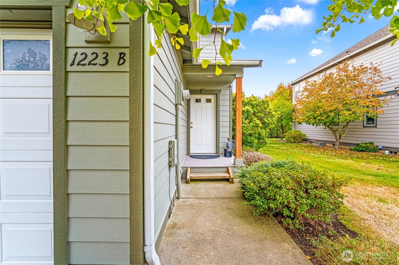 1223 Spruce Circle B