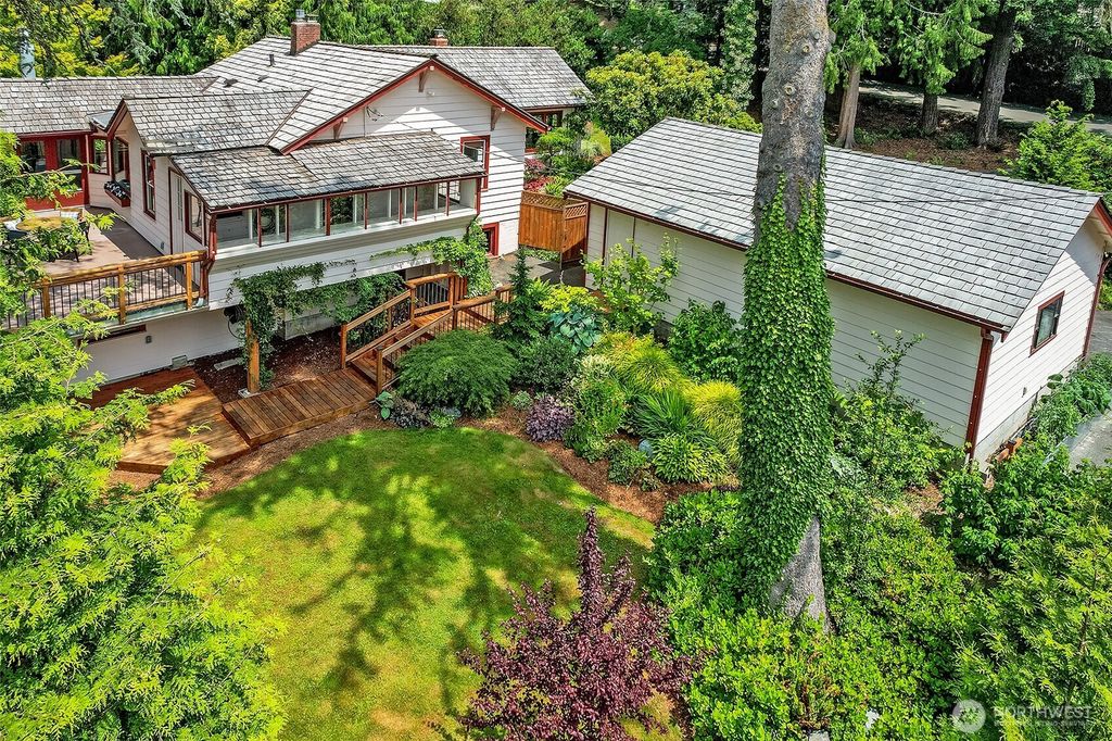 Photo of 19037 37th Avenue NE, Lake Forest Park, WA 98155 (MLS # 2398513)