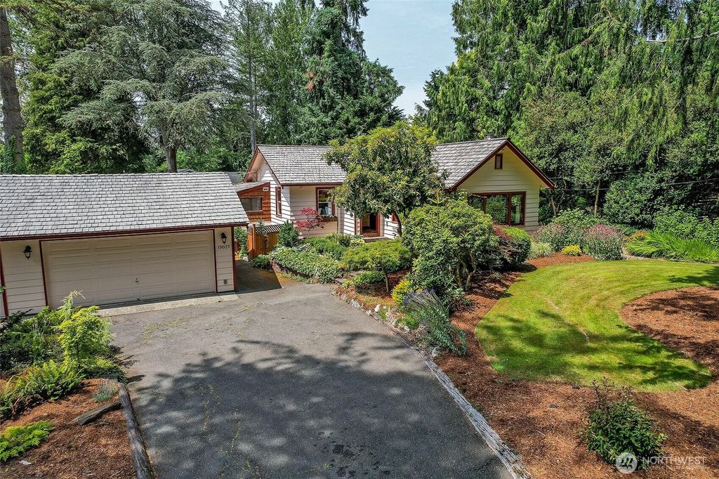 Photo of 19037 37th Avenue NE, Lake Forest Park, WA 98155 (MLS # 2398513)
