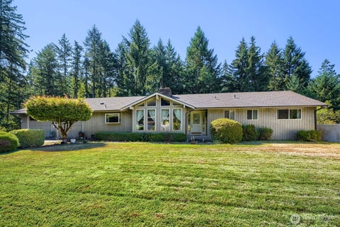 Photo of 16108 43rd Street E, Sumner, WA 98391 (MLS # 2569858)
