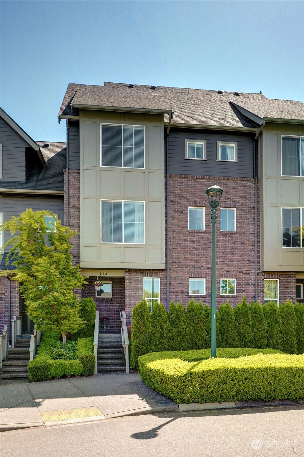 Photo of 972 4th Avenue NE, Issaquah, WA 98029 (MLS # 2072224)