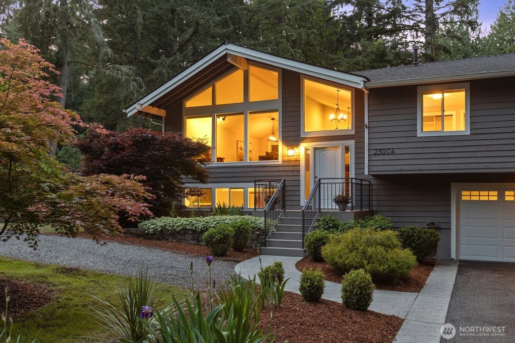 Photo of 23004 NE 64th Street, Redmond, WA 98053 (MLS # 2577918)