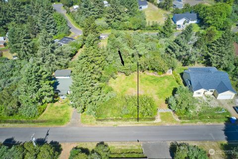 136 Jib Street NW Ocean Shores WA 98569