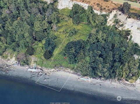 1723 Perkins Lane W Seattle WA 98199