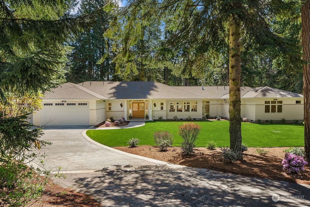 Photo of 12227 NE 36th Street, Bellevue, WA 98005 (MLS # 2065867)