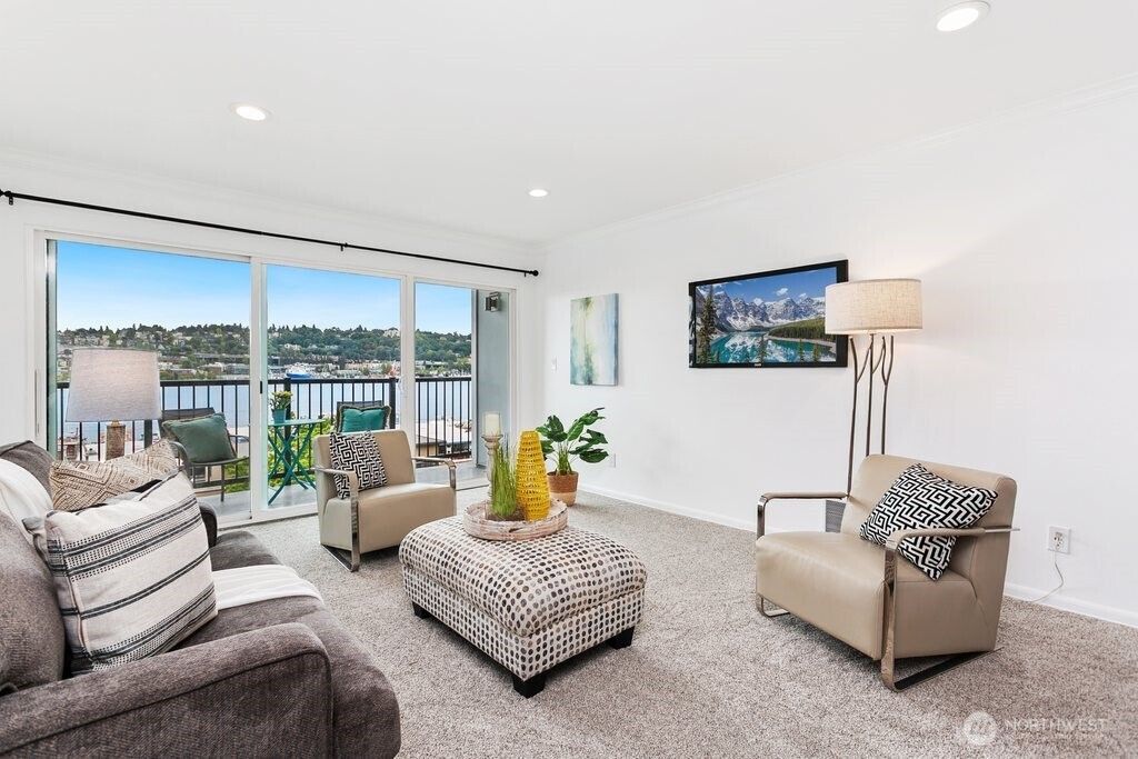 Photo of 2001 Westlake Avenue N #35, Seattle, WA 98109 (MLS # 2398767)