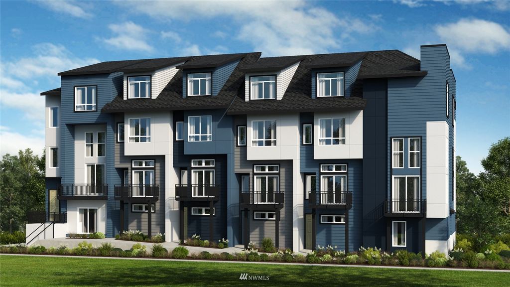 Photo of 8315 NE 176th Court #101, Kenmore, WA 98028 (MLS # 1931398)