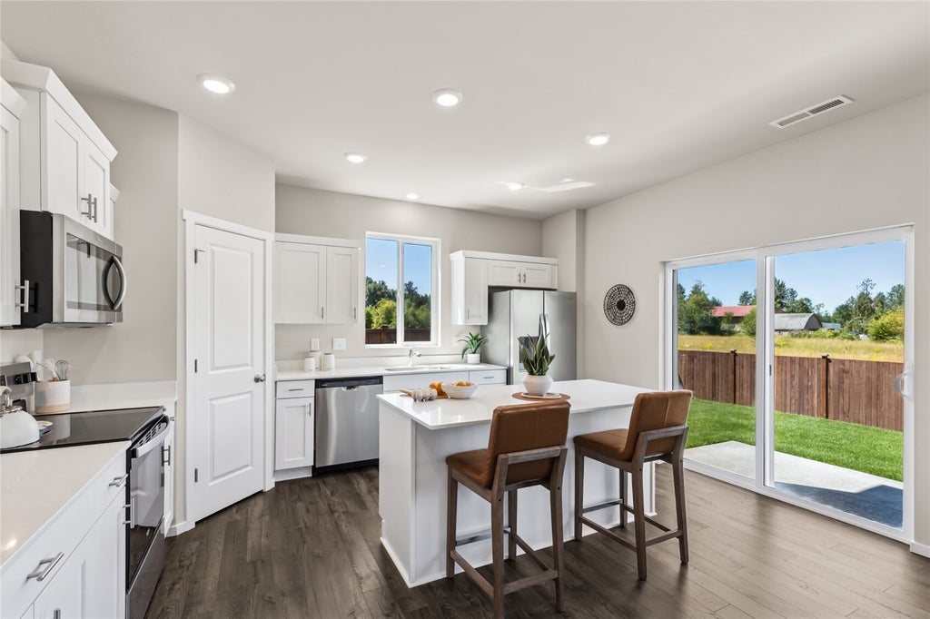 Photo of 585 Wall Street #55, Buckley, WA 98321 (MLS # 2599585)