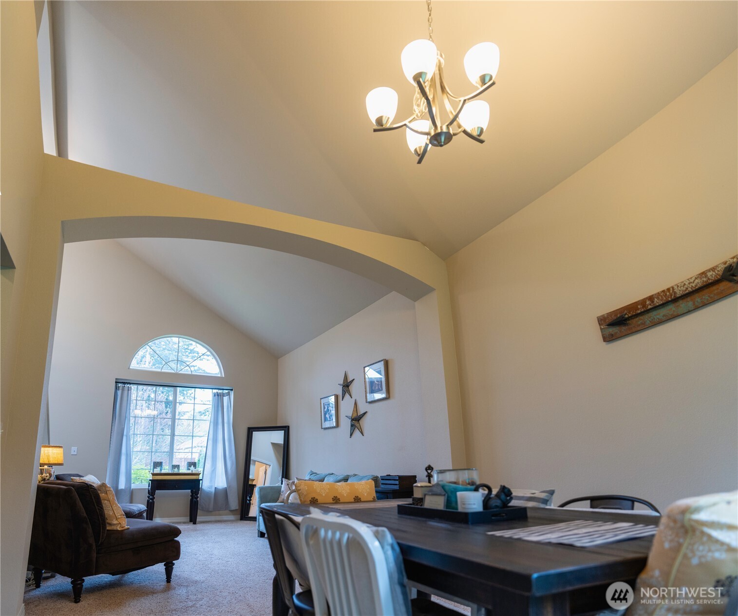 27661 Mcintosh Loop NE