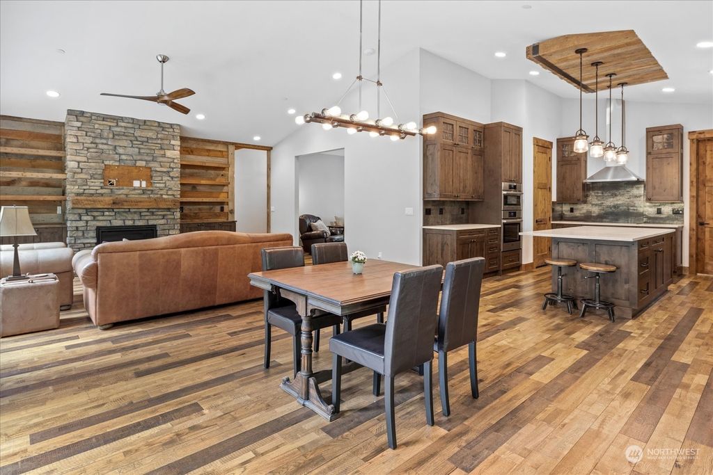 Photo of 13358 248th Avenue SE, Issaquah, WA 98027 (MLS # 2241546)