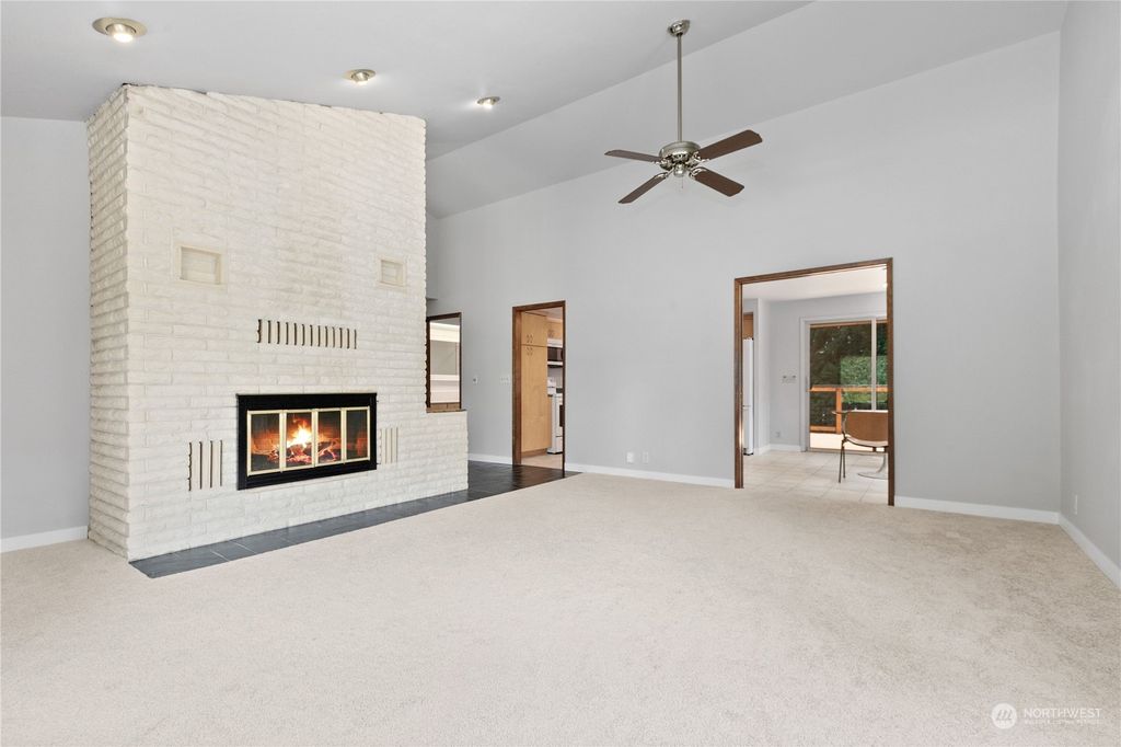 Photo of 24201 4th Place W, Bothell, WA 98021 (MLS # 2071952)