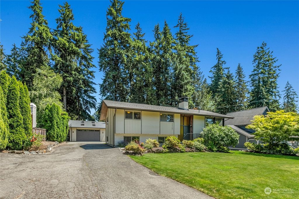 Photo of 24201 4th Place W, Bothell, WA 98021 (MLS # 2071952)
