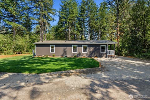 Photo of 16713 124th Street NW, Gig Harbor, WA 98329 (MLS # 2566922)