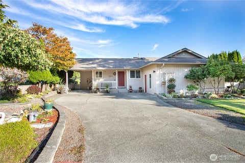Photo of 5870 Shannon Avenue, Ferndale, WA 98248 (MLS # 2594518)