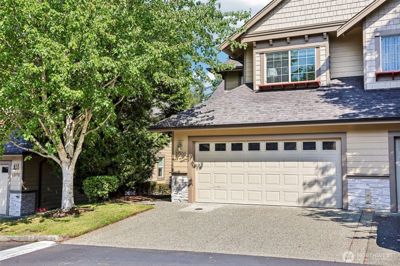 13824 N Creek Drive 1001