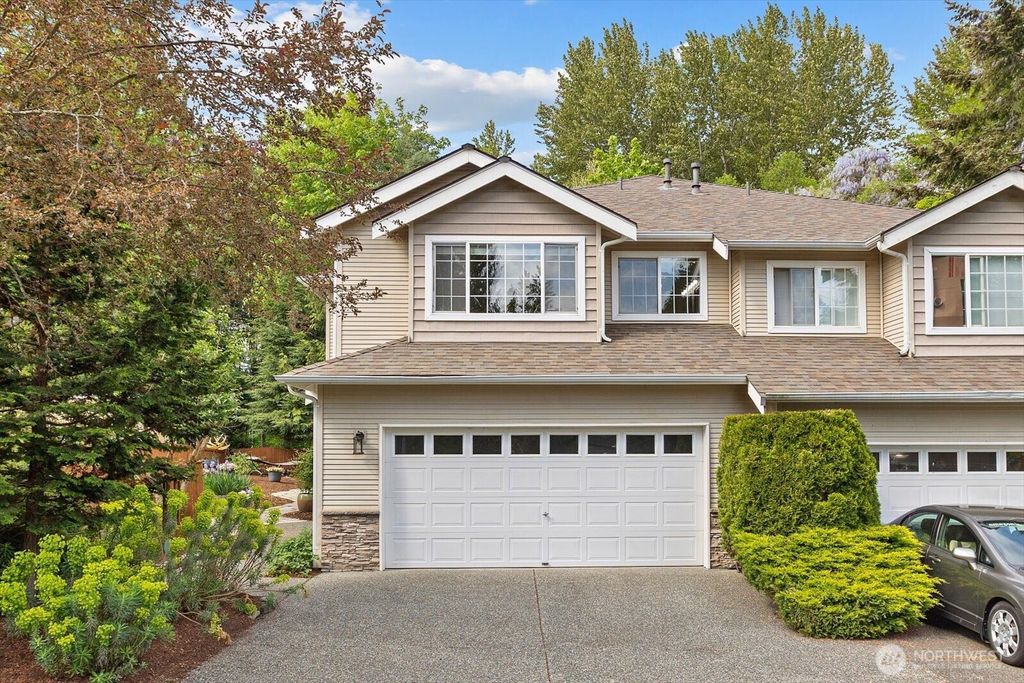 Photo of 20831 28th Avenue W #A, Brier, WA 98036 (MLS # 2521131)
