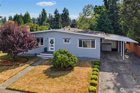 Photo of 16418 125th Avenue SE, Renton, WA 98058 (MLS # 2566811)