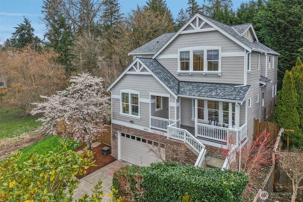 Photo of 16350 SE 66th Street, Bellevue, WA 98006 (MLS # 2497216)