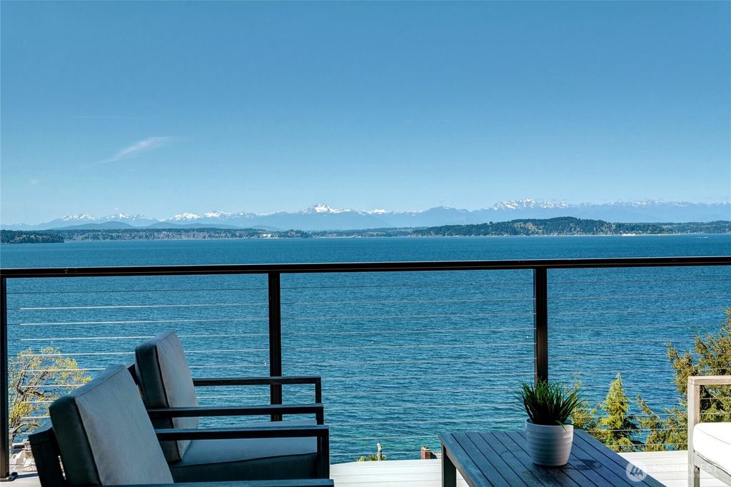 Photo of 6029 Atlas Place SW, Seattle, WA 98136 (MLS # 2496183)