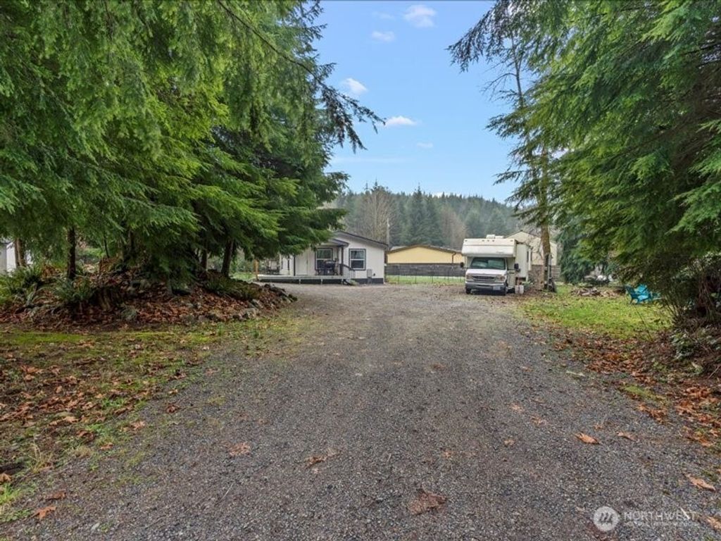 Photo of 22114 S S river drive Dr, Granite Falls, WA 98252 (MLS # 2459291)