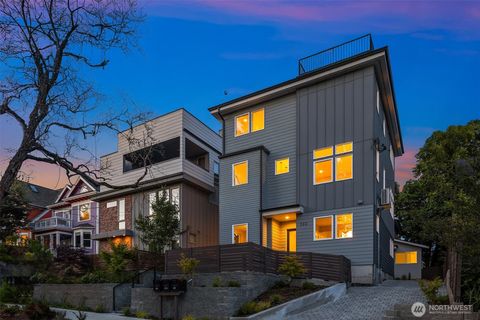 Photo of 332 17th Avenue, Seattle, WA 98122 (MLS # 2458607)