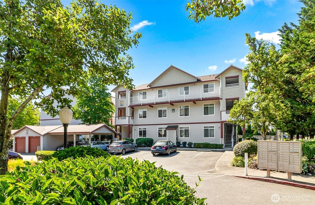 Photo of 14821 29th Avenue W. Ave #K101, Lynnwood, WA 98087 (MLS # 2443459)