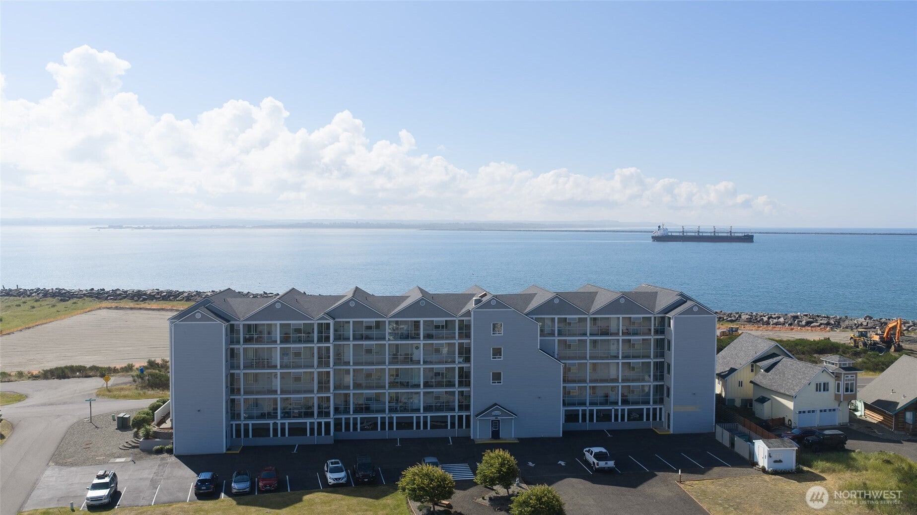 401 Westport View SW 203