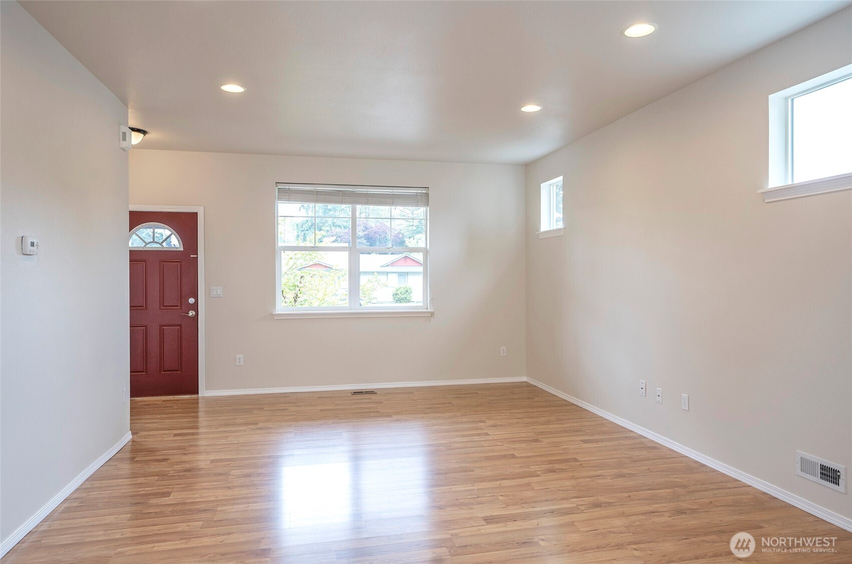 305 Calistoga Street E