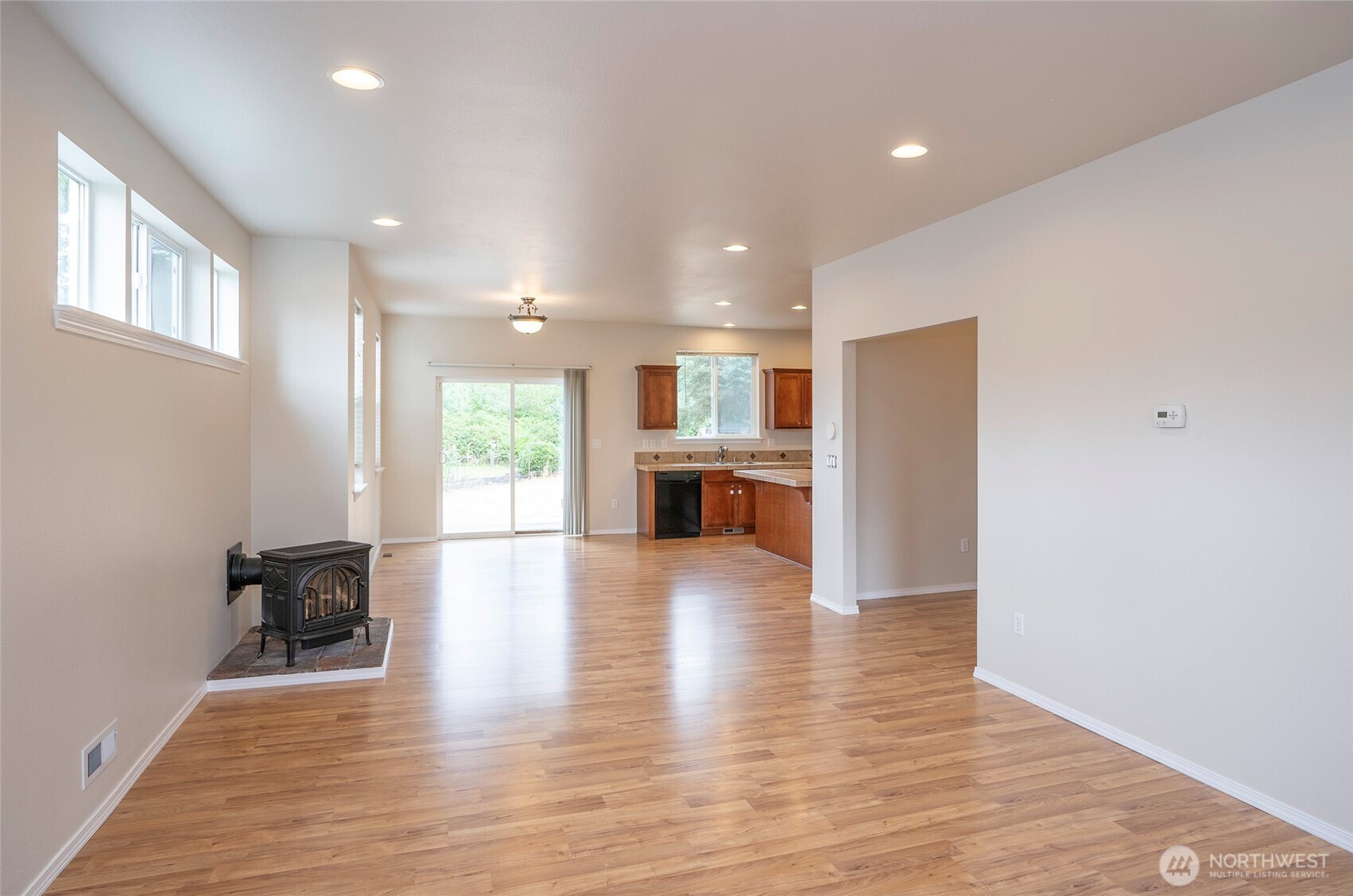 305 Calistoga Street E