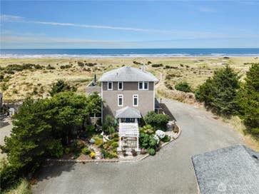 26811 J Lane Ocean Park WA 98640