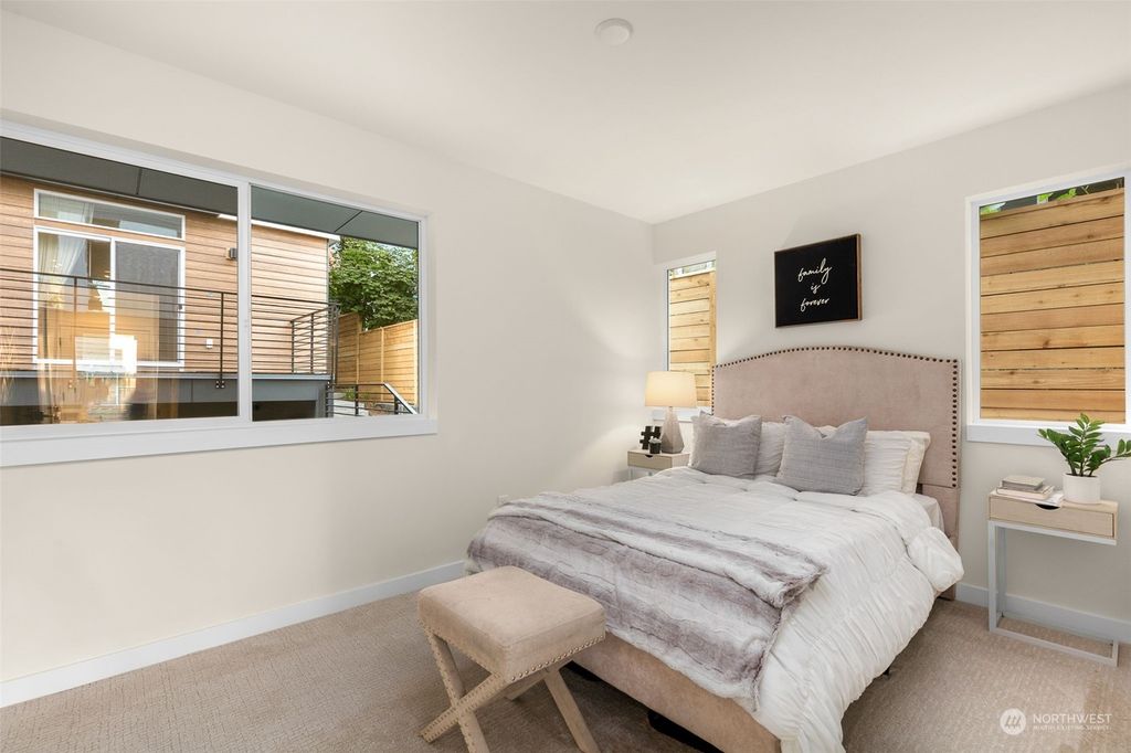 Photo of 4317 A Woodland Park Avenue N, Seattle, WA 98103 (MLS # 2066063)