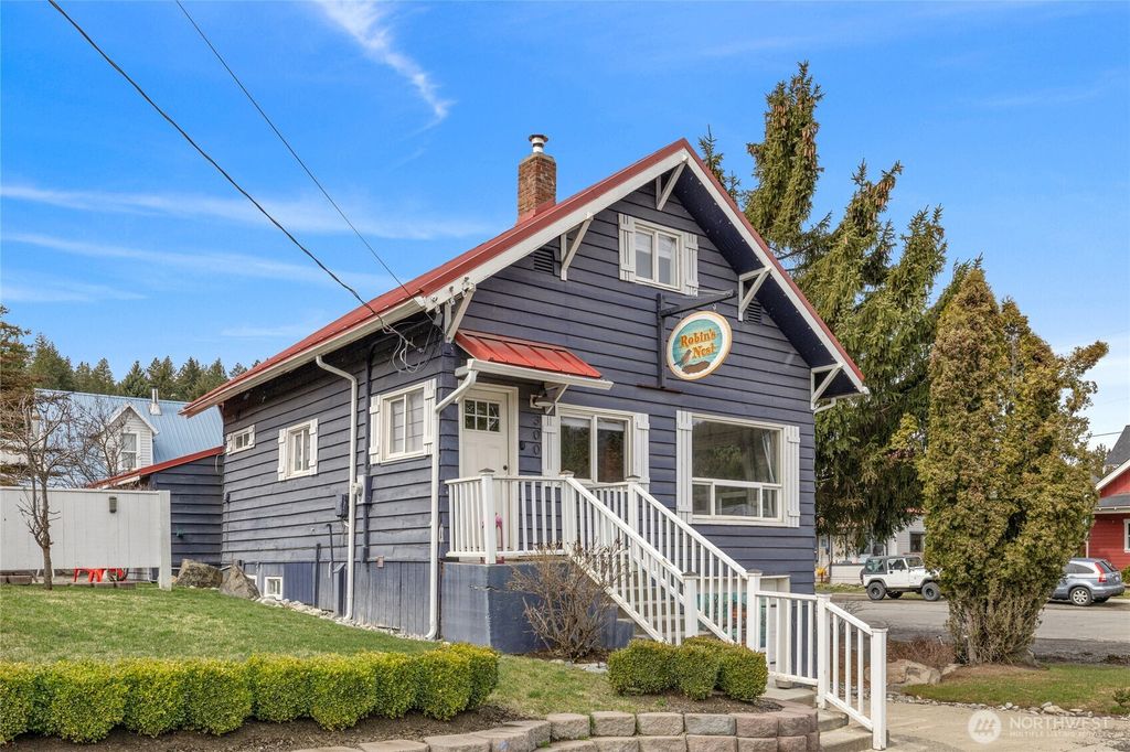 Photo of 320 S 1st, Roslyn, WA 98941 (MLS # 2502669)