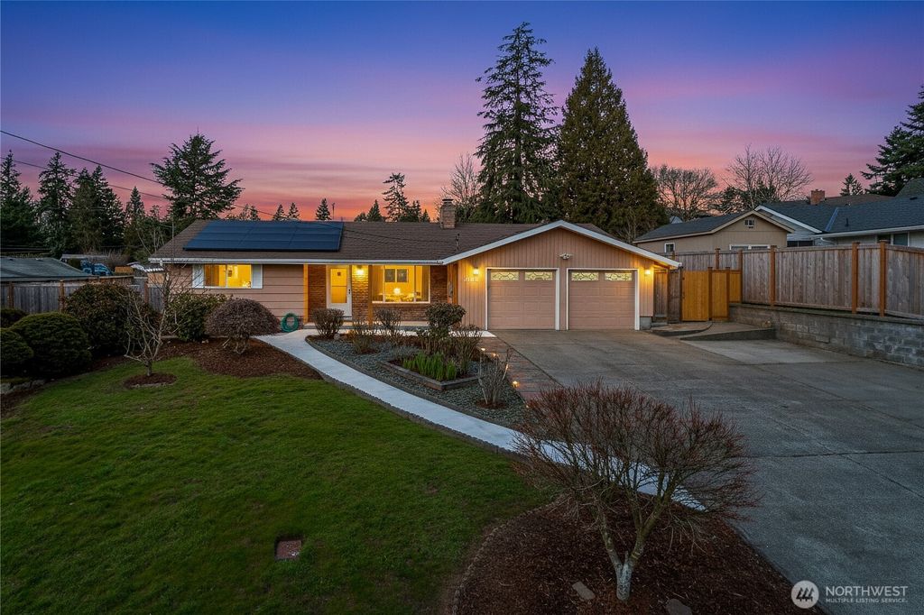 Photo of 9812 S 212th St St, Kent, WA 98031 (MLS # 2486135)