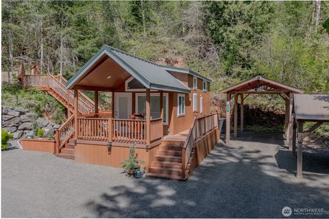 4280 N Lake Cushman Road Hoodsport WA 98548