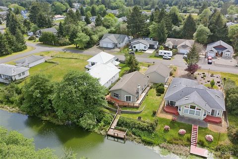 792 Island Circle SE Ocean Shores WA 98569