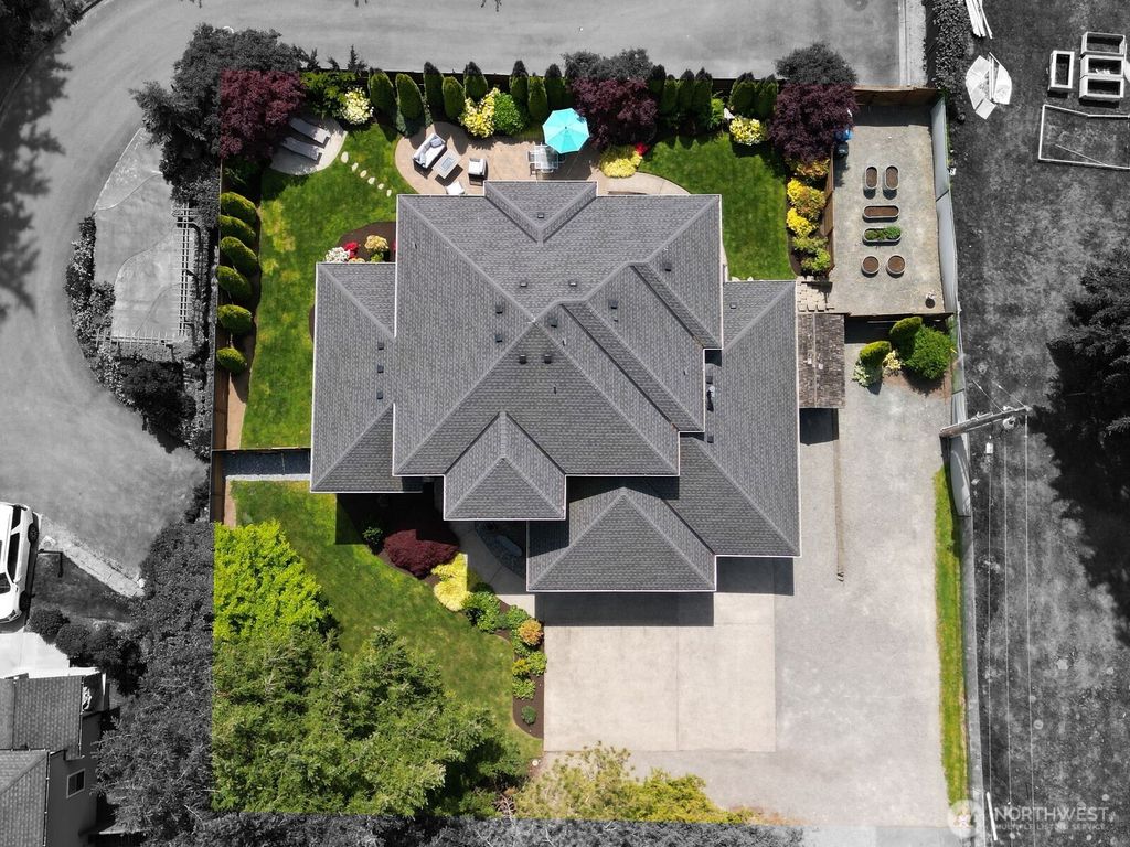 Photo of 922 Chelan Avenue NE, Renton, WA 98059 (MLS # 2395636)