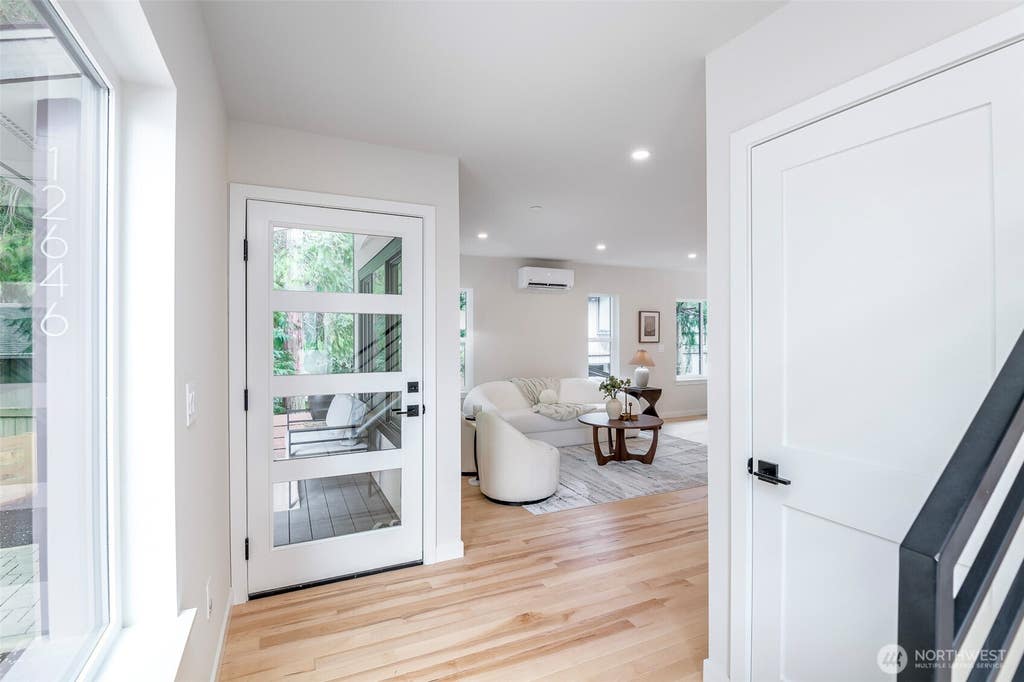 Photo of 12646 NE 80th Street, Kirkland, WA 98033 (MLS # 2559843)