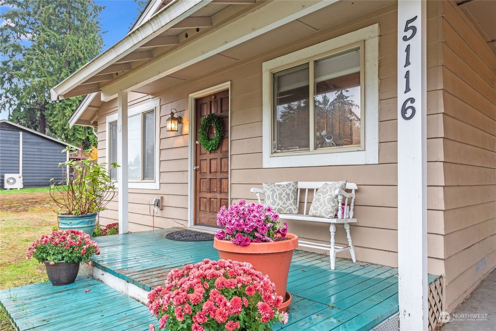 Photo of 5116 73rd Drive NE, Marysville, WA 98270 (MLS # 2016637)