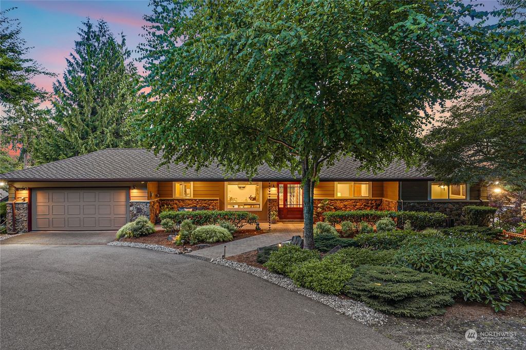 Photo of 12345 206th Place SE, Issaquah, WA 98027 (MLS # 2144846)