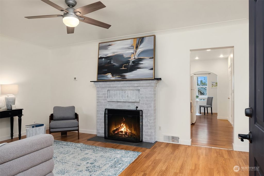 Photo of 2111 Baker Avenue, Everett, WA 98201 (MLS # 2227704)