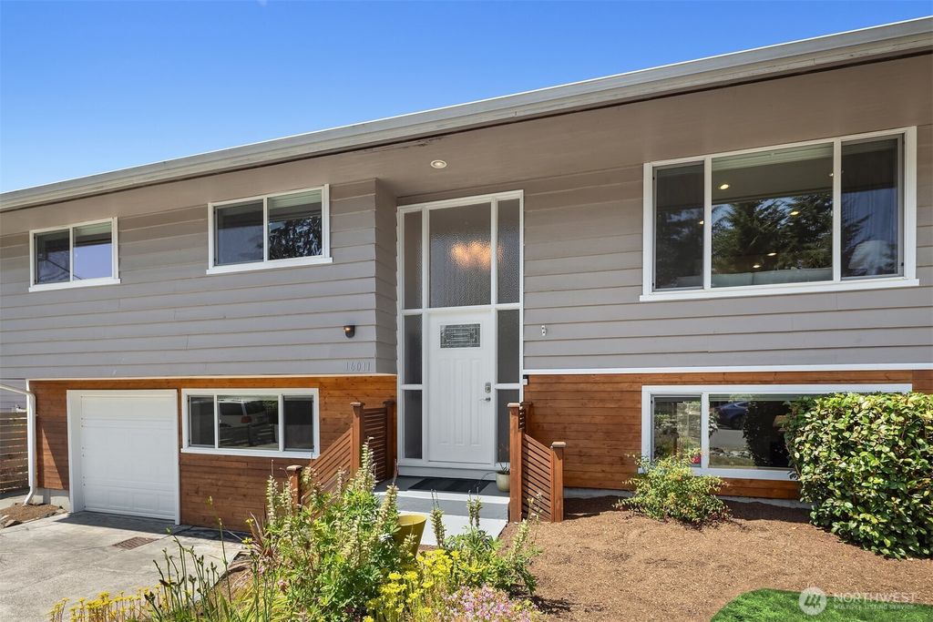 Photo of 16011 Sunnyside Avenue N, Shoreline, WA 98133 (MLS # 2400965)