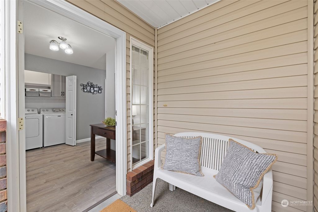 Photo of 5705 137th Place SE, Everett, WA 98208 (MLS # 2138821)