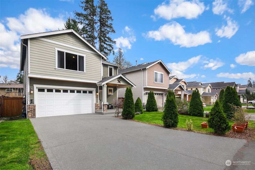 Photo of 12411 17th Avenue SE, Everett, WA 98208 (MLS # 2206365)