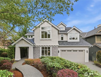 698 Summerhill Ridge Drive NW Issaquah WA 98027