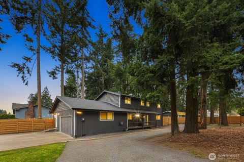 Photo of 12319 129th Street Ct E, Puyallup, WA 98374 (MLS # 2497282)