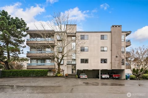 12300 33rd Avenue NE 202 Seattle WA 98125