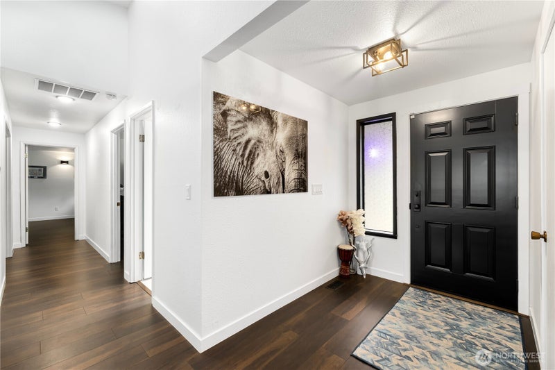 1122 276th Street E
